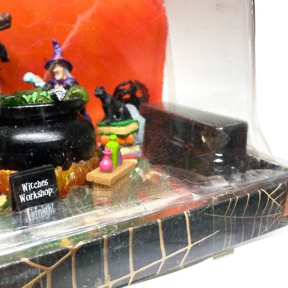 Lemax Spooky Town WITCHES WORKSHOP Halloween Village Potion Cauldron 44742- NEW - Picture 4 of 8